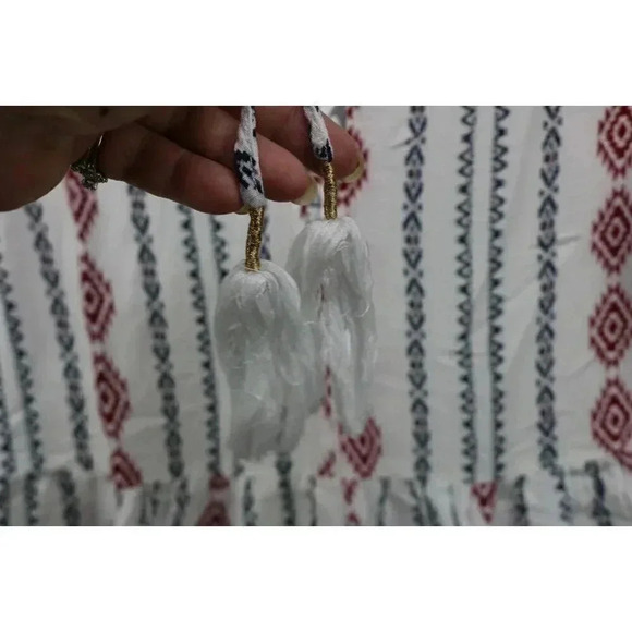 Promesa Aztec Bell Sleeves Tunic-Size Large Jrs.-Rayon-Tassels - Picture 5 of 11